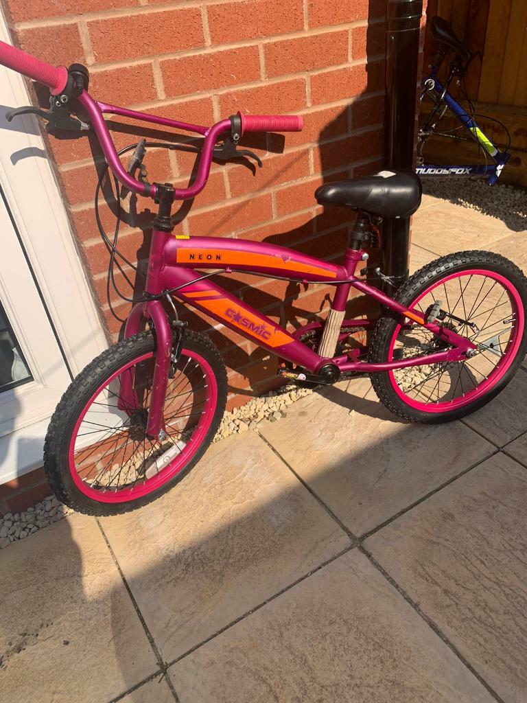 cosmic neon 18 inch bike